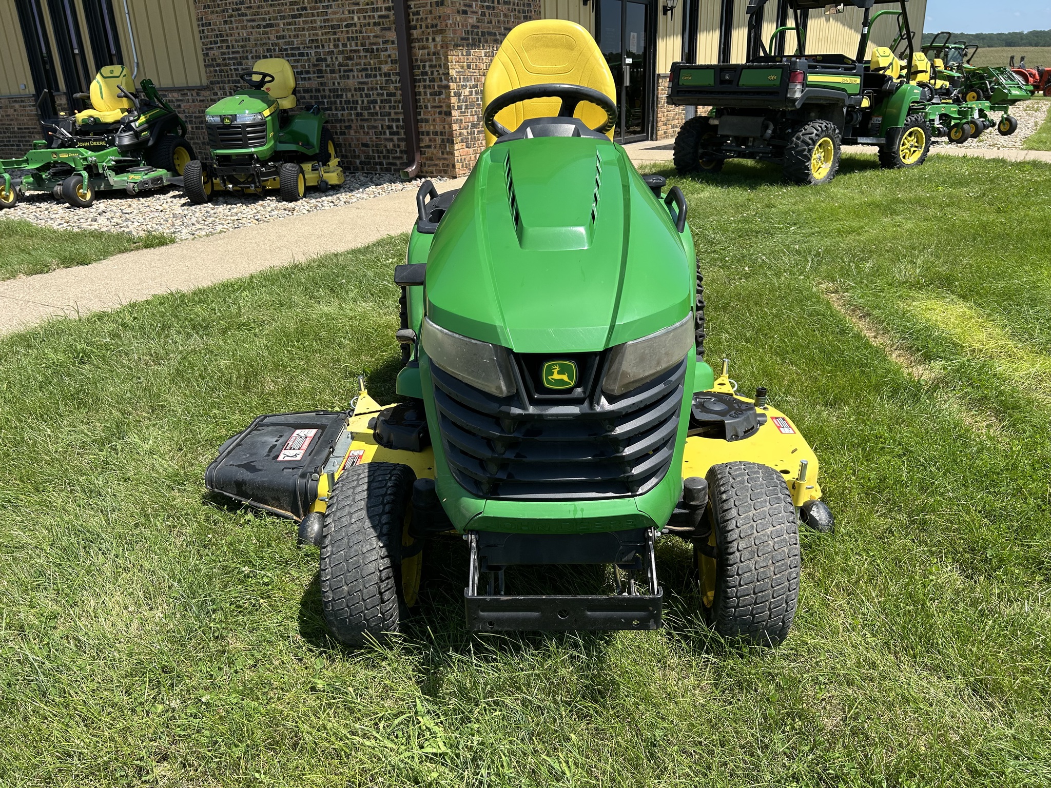  2016 John Deere X590 at Heritage Tractor in Lacon, IL