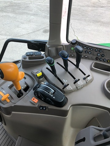 2023 John Deere 6155M Image 9