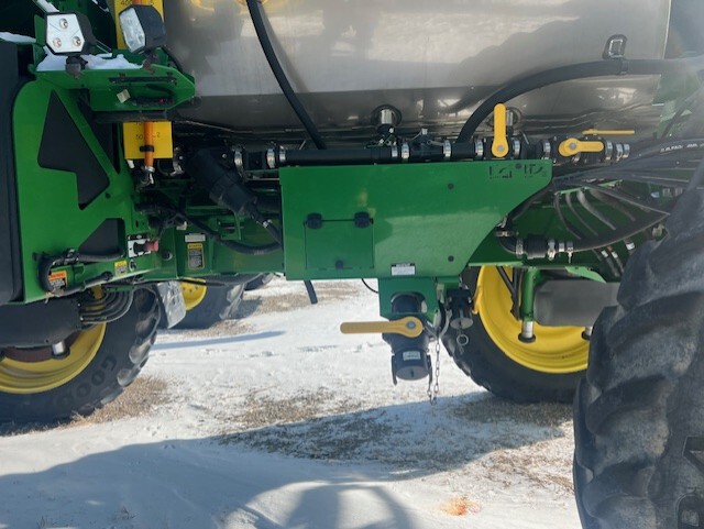 2022 John Deere 616R Image 2