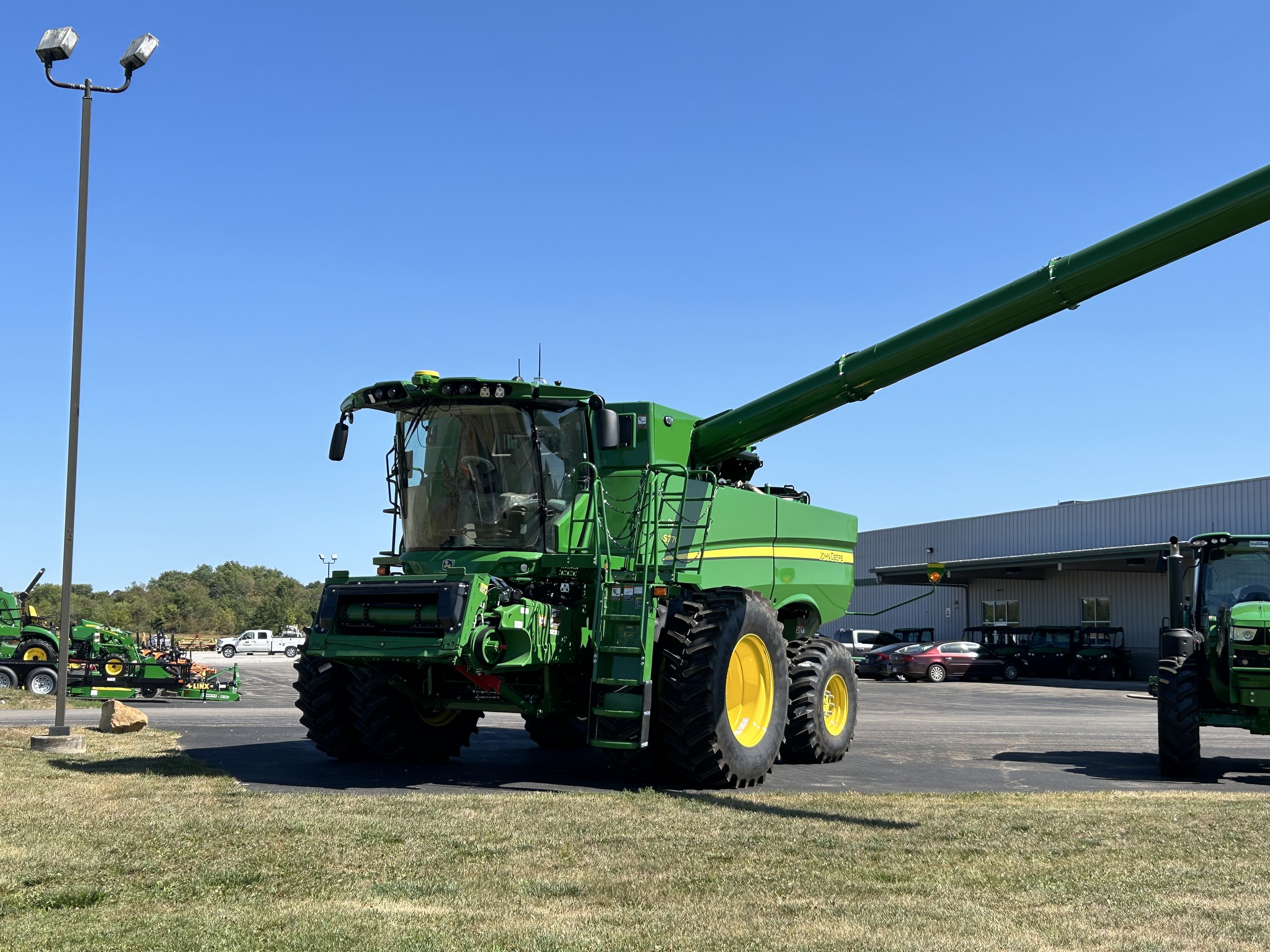 2024 John Deere S770 Image 10