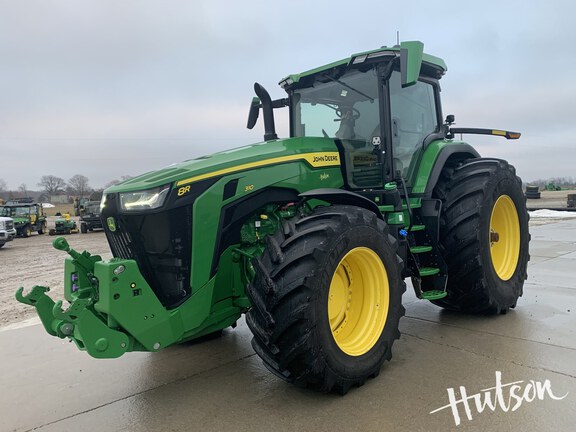 Photo of 2024 John Deere 8R 310