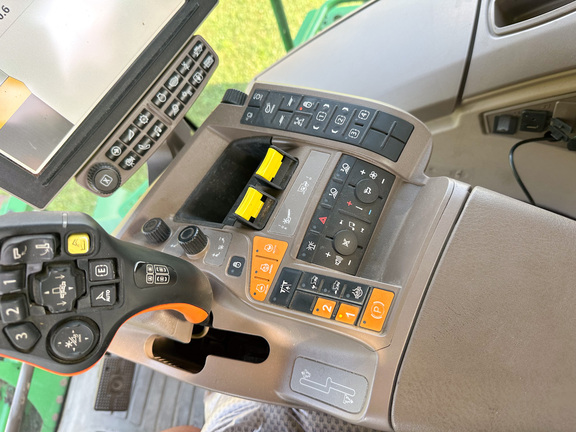 2021 John-Deere S780