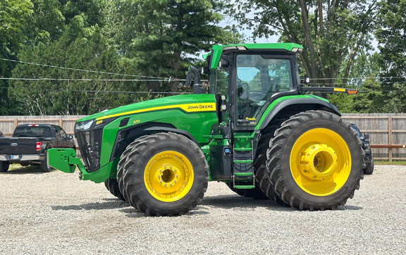 2023 John-Deere 8R 370