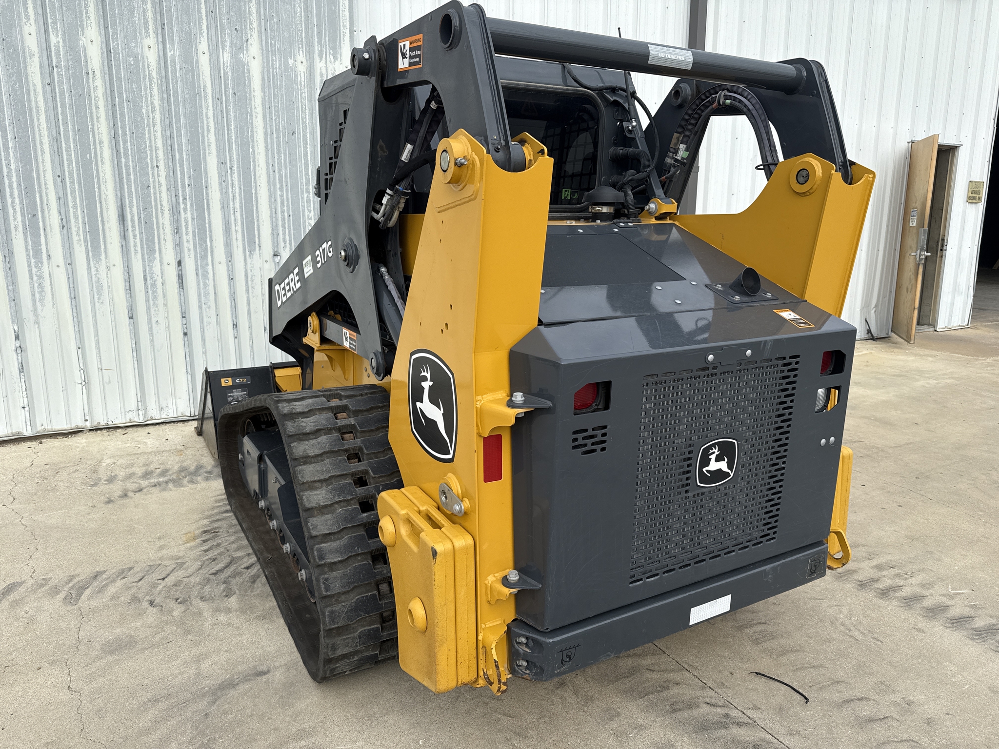 2024 John Deere 317G Image 11