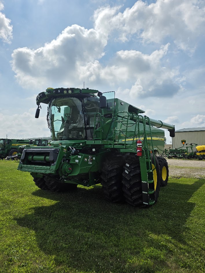 2024 John Deere S770 Image 2