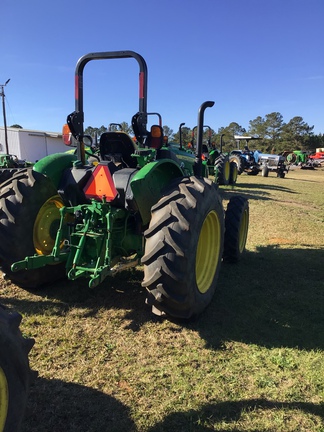 2024 John Deere 5075E Photo 5