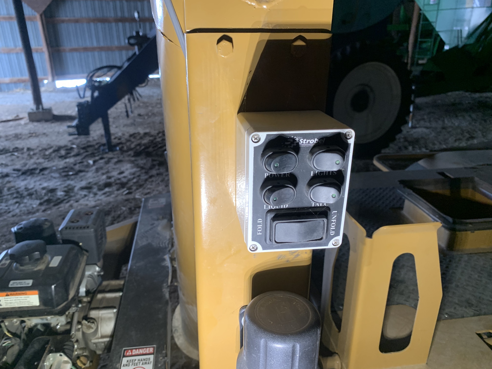 2015 Strobel 2 30X LP Image 12