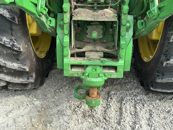 2024 John-Deere 8R 410