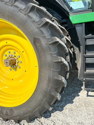 2024 John-Deere 8R 410