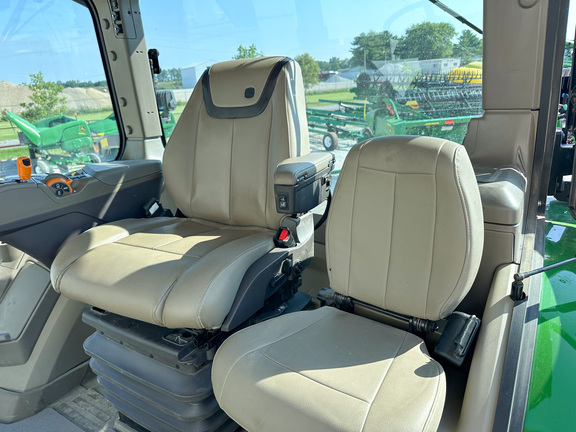 2024 John-Deere 8R 410
