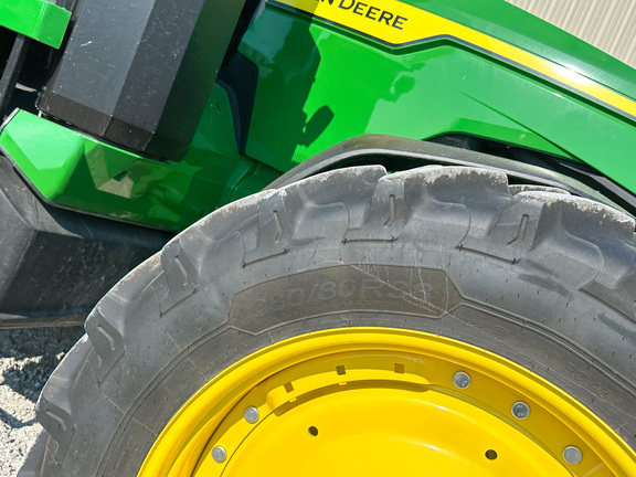 2024 John-Deere 8R 410