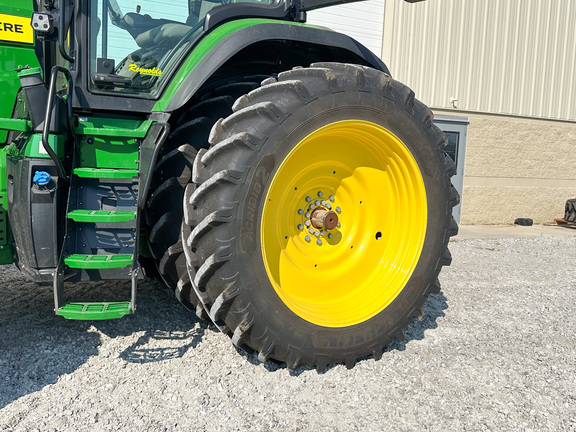 2024 John-Deere 8R 410