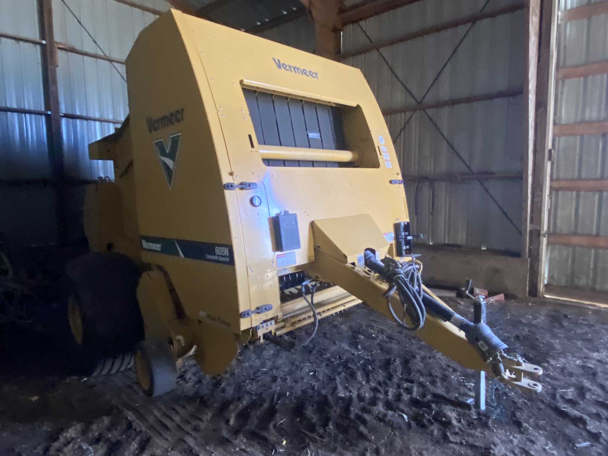 2023 Vermeer 605N Image 1