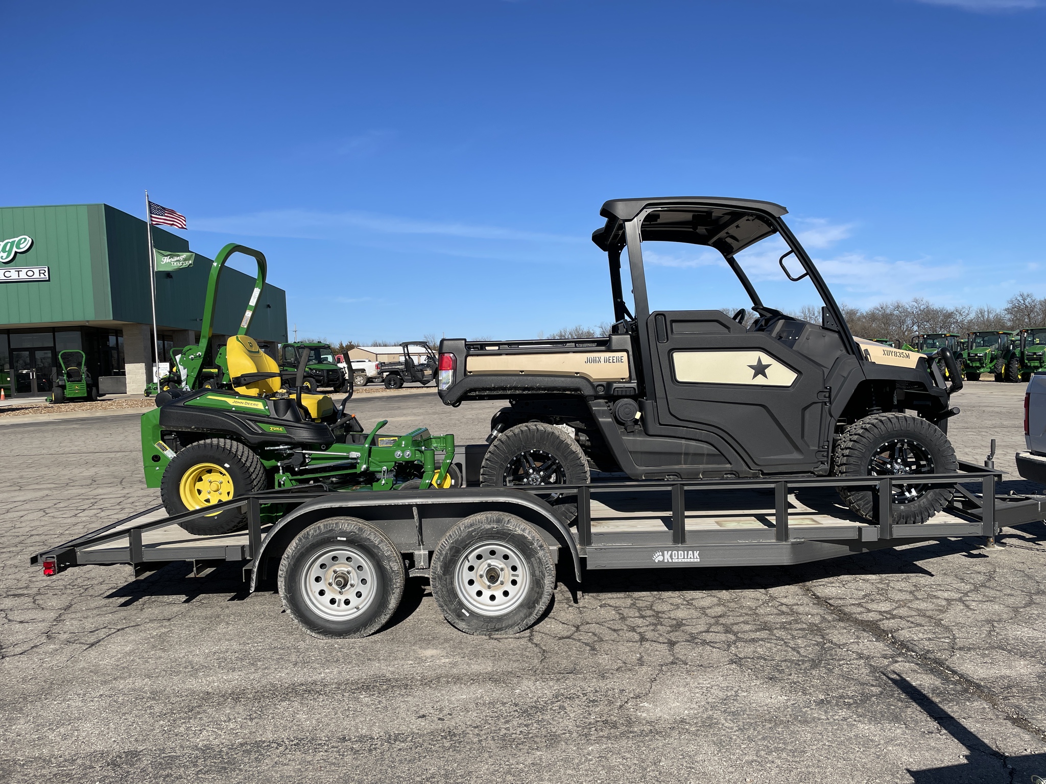  2023 John Deere XUV 835M at Heritage Tractor in Baldwin City, KS