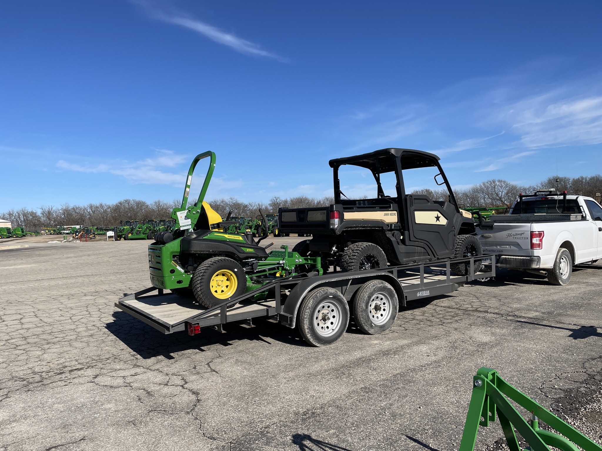  2023 John Deere XUV 835M at Heritage Tractor in Baldwin City, KS