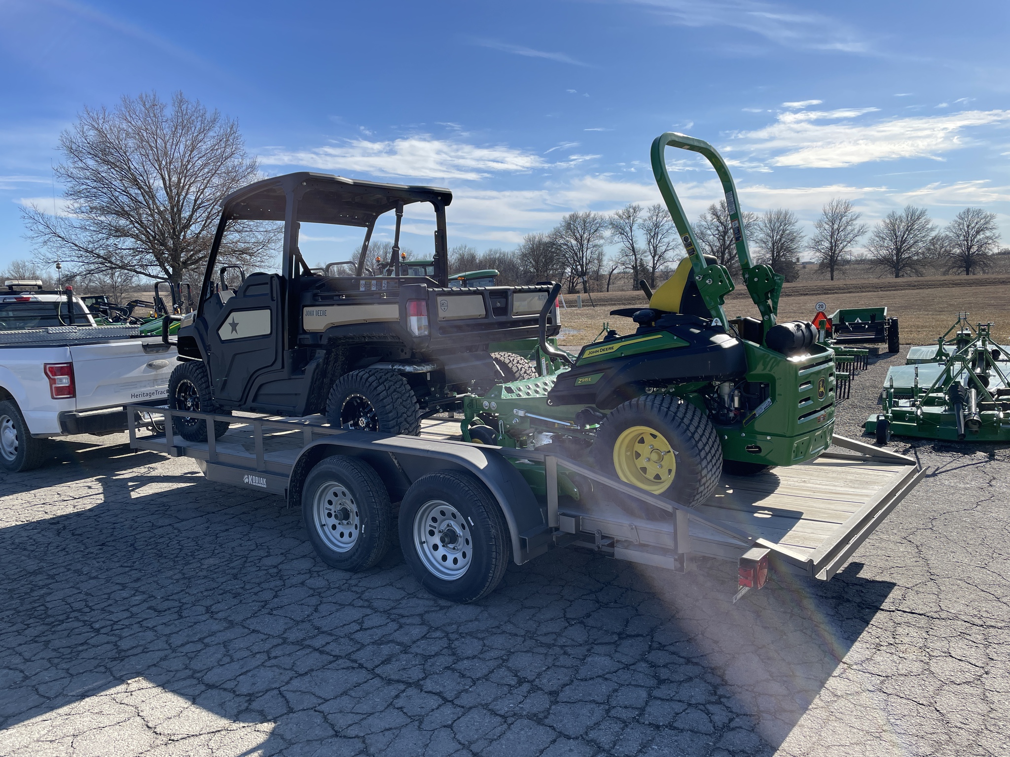  2023 John Deere XUV 835M at Heritage Tractor in Baldwin City, KS