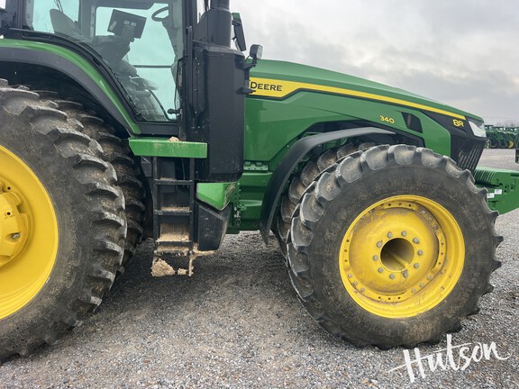 Photo of 2024 John Deere 8R 340
