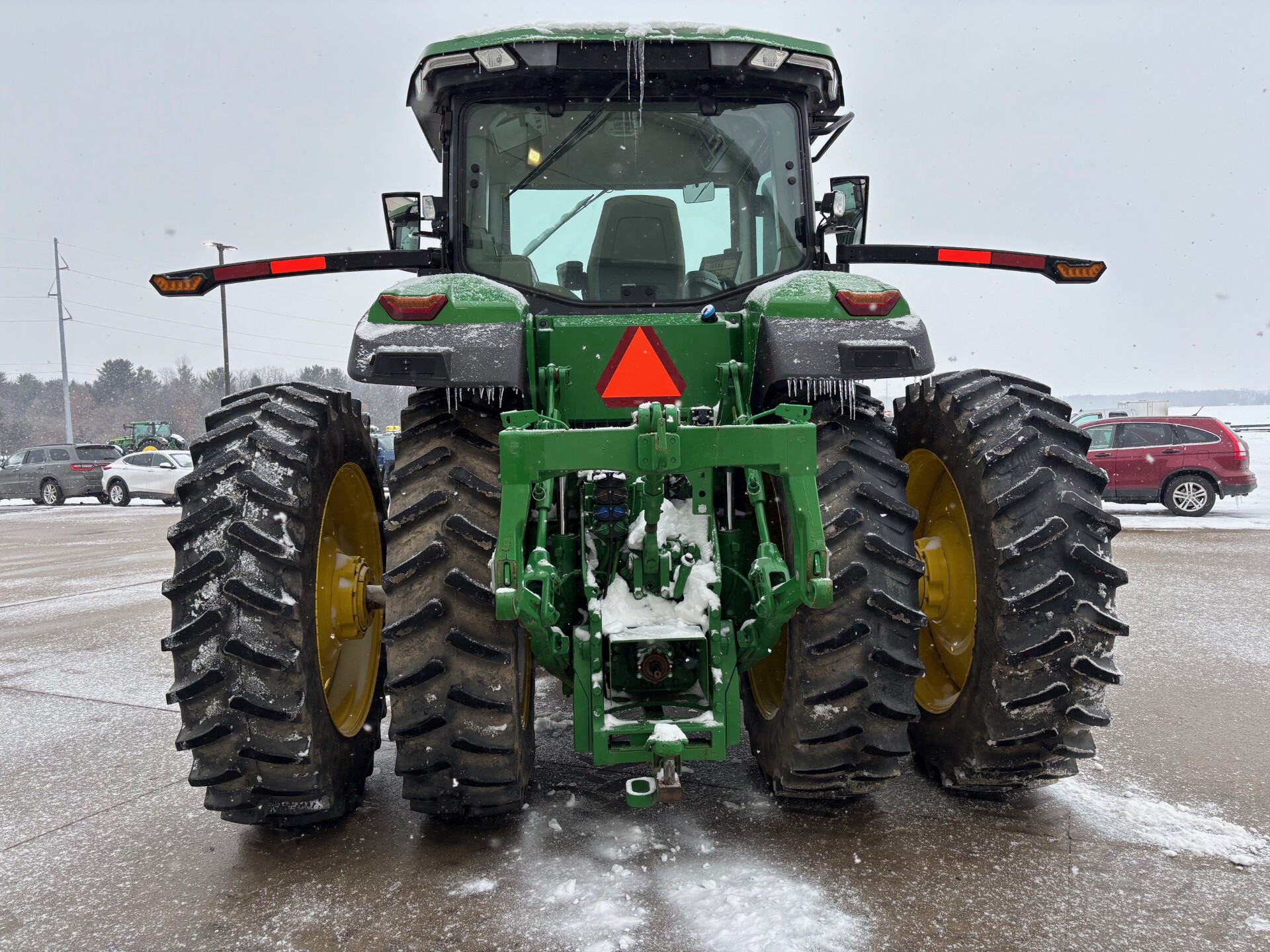 2021 John Deere 8R 230 Image 6