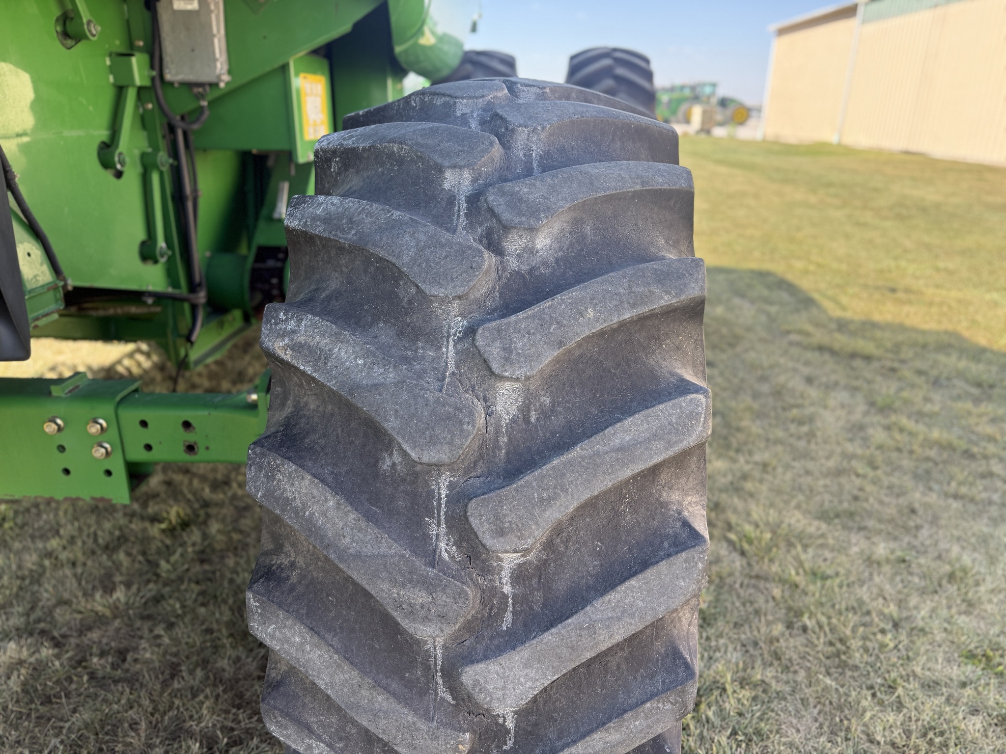 2006 John Deere 9660 STS Image 13