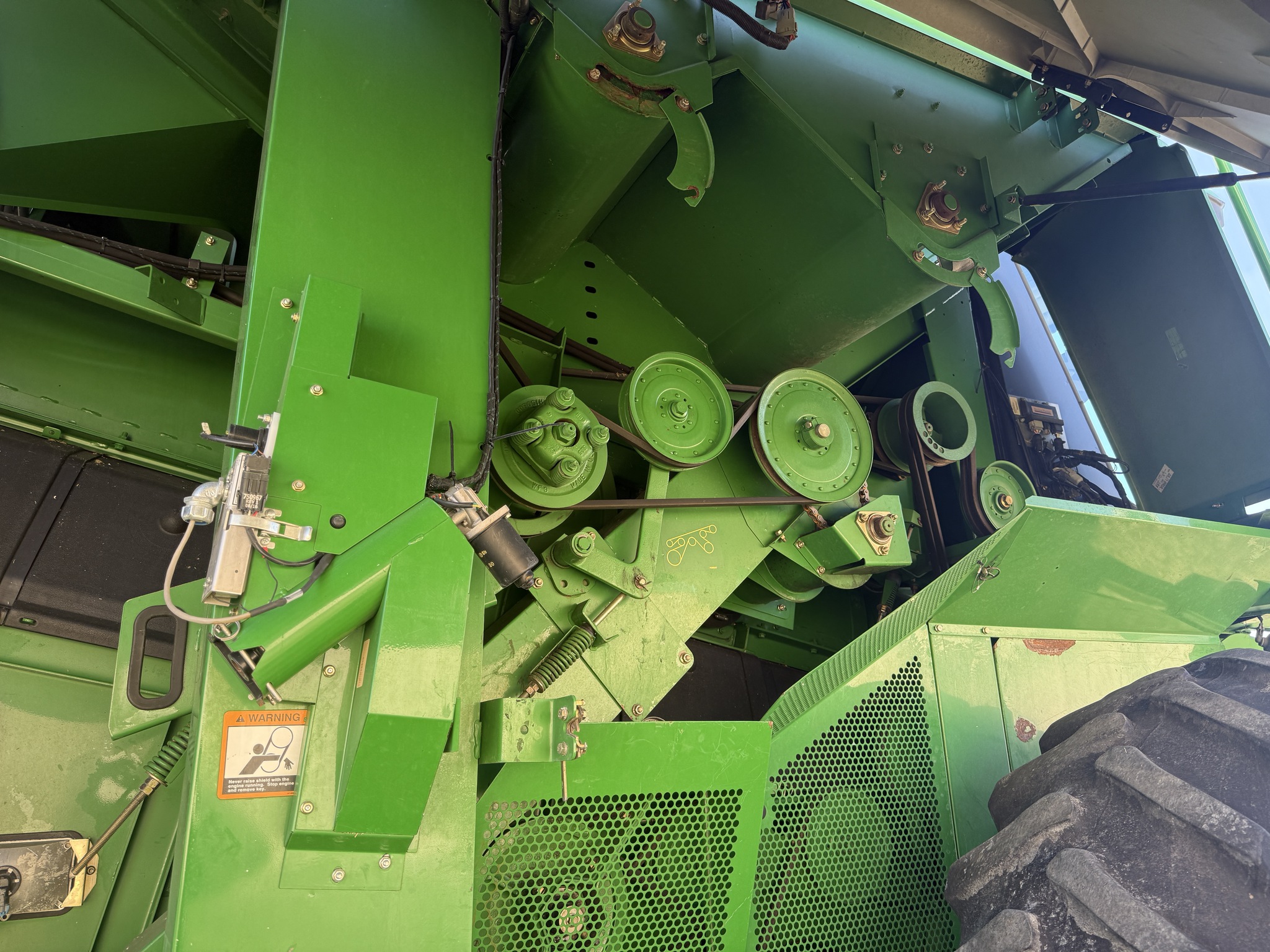 2006 John Deere 9660 STS Image 19