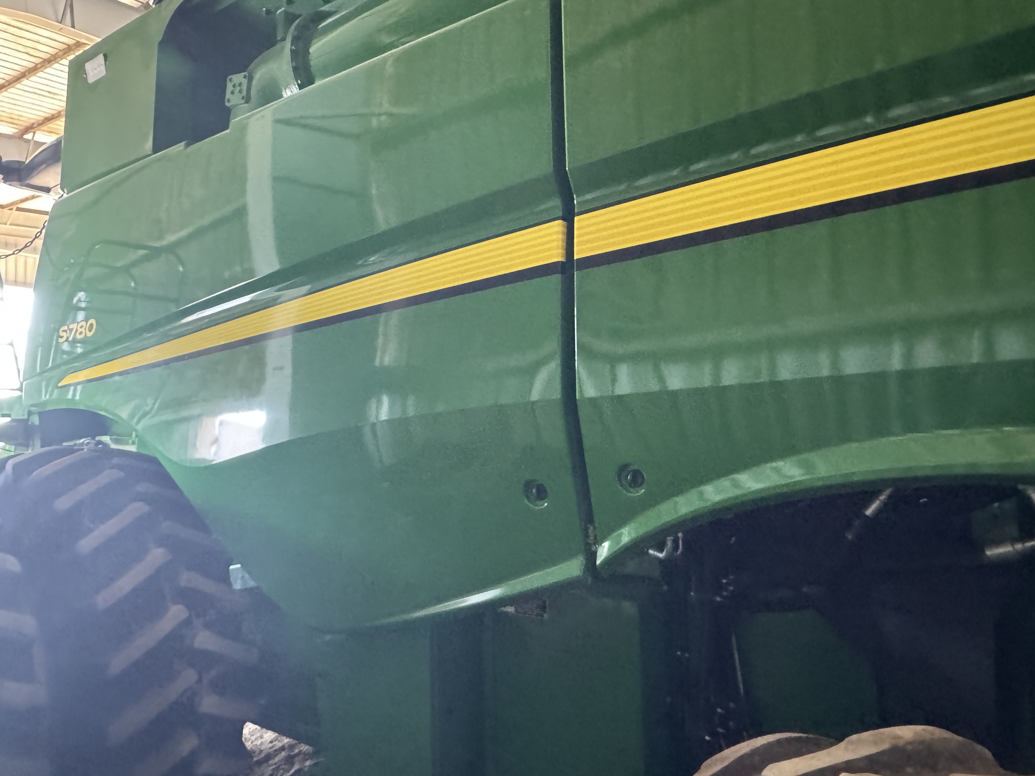 2019 John Deere S780 Image 4