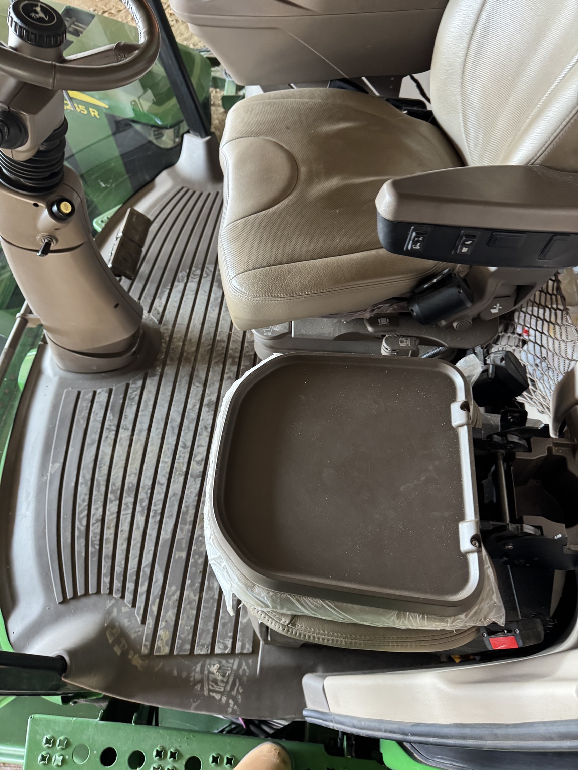 2019 John Deere S780 Image 6