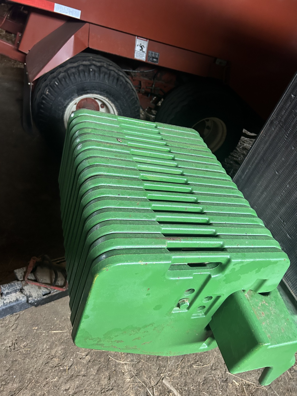 2004 John Deere 8520T Image 17