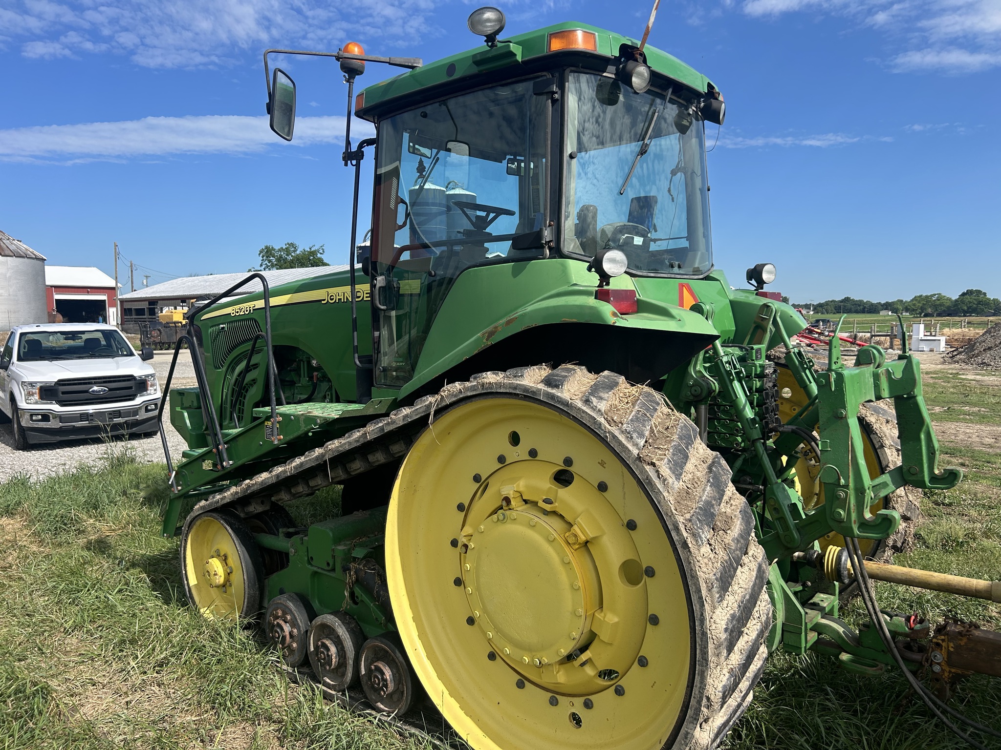 2004 John Deere 8520T Image 4