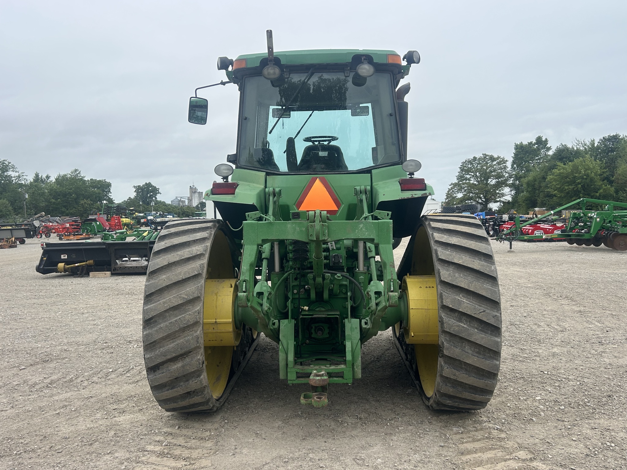 2004 John Deere 8520T Image 7