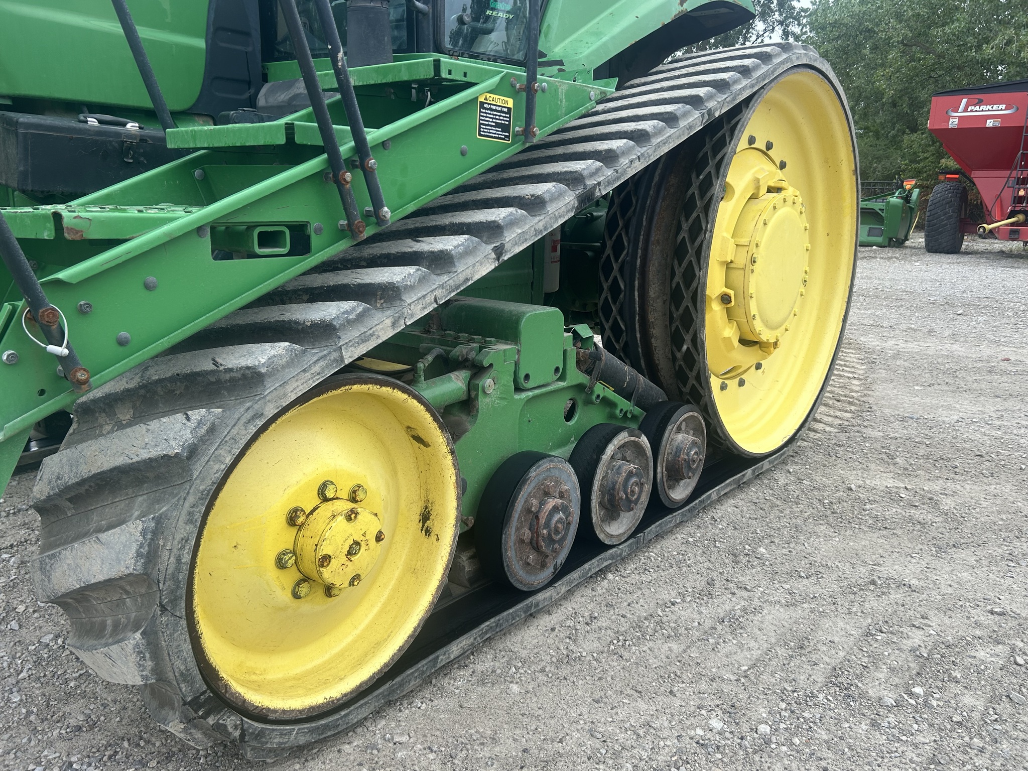 2004 John Deere 8520T Image 12