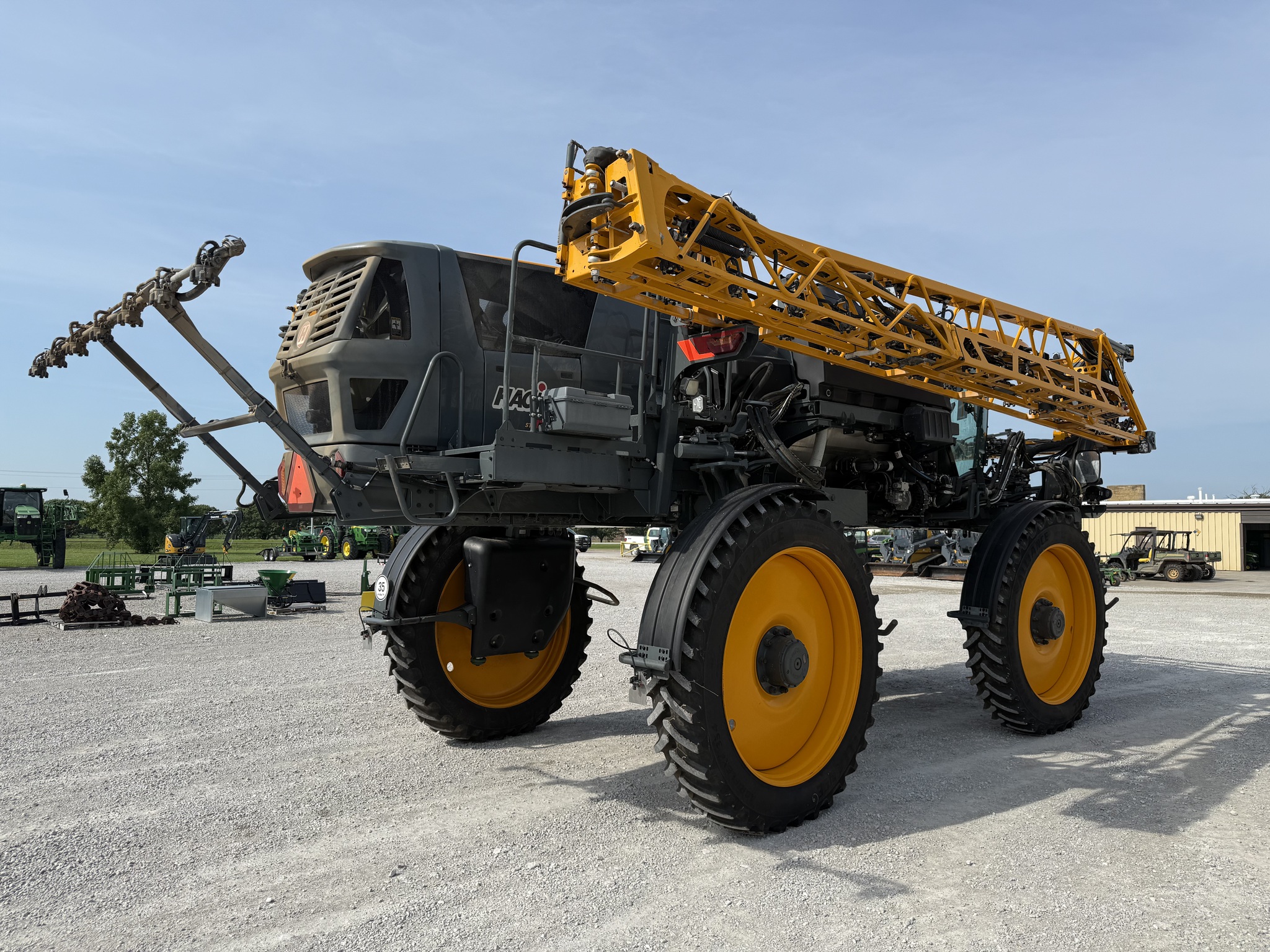  2025 Hagie STS12 at Heritage Tractor in Nevada, MO