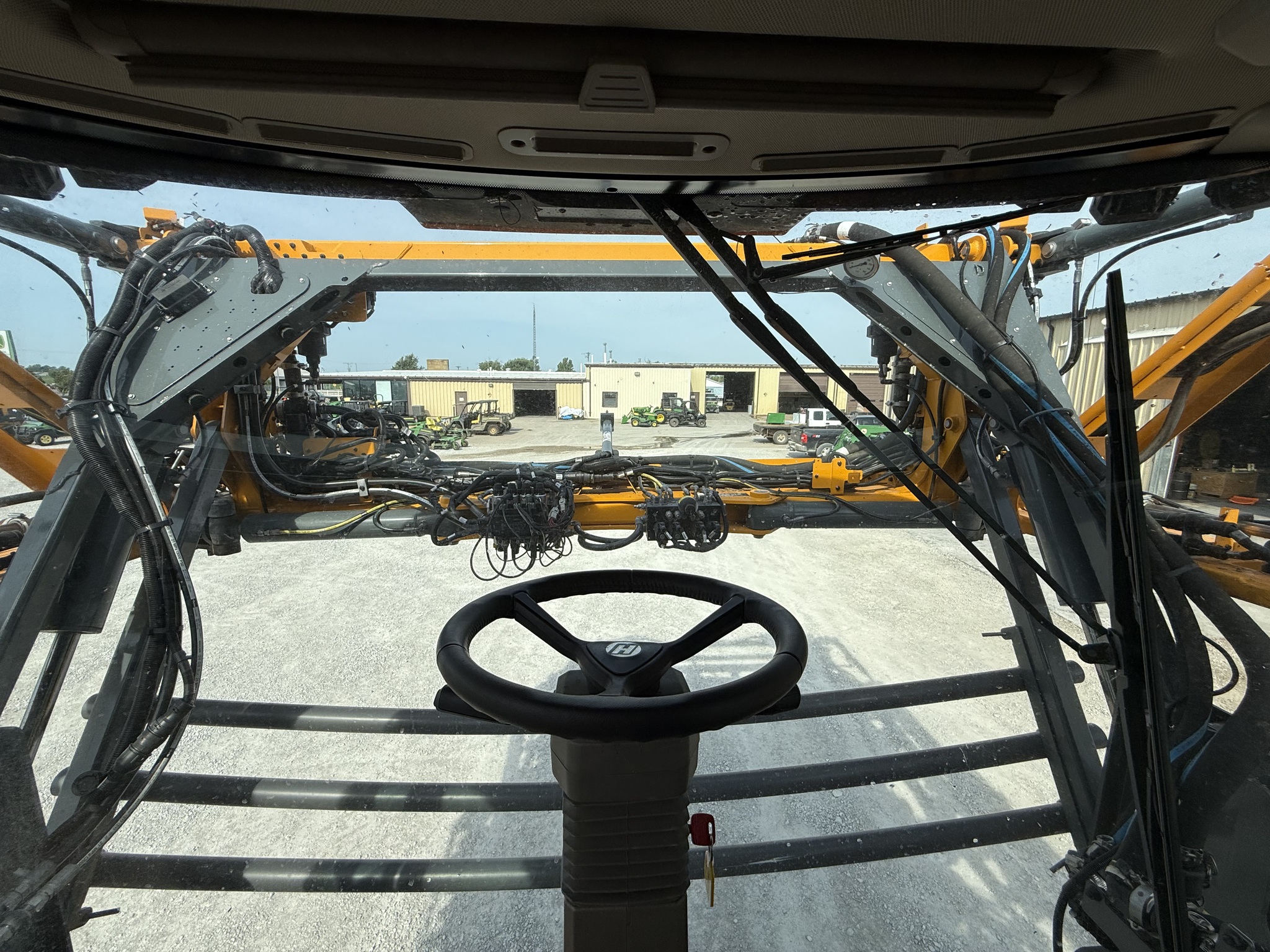 2025 Hagie STS12 at Heritage Tractor in Nevada, MO