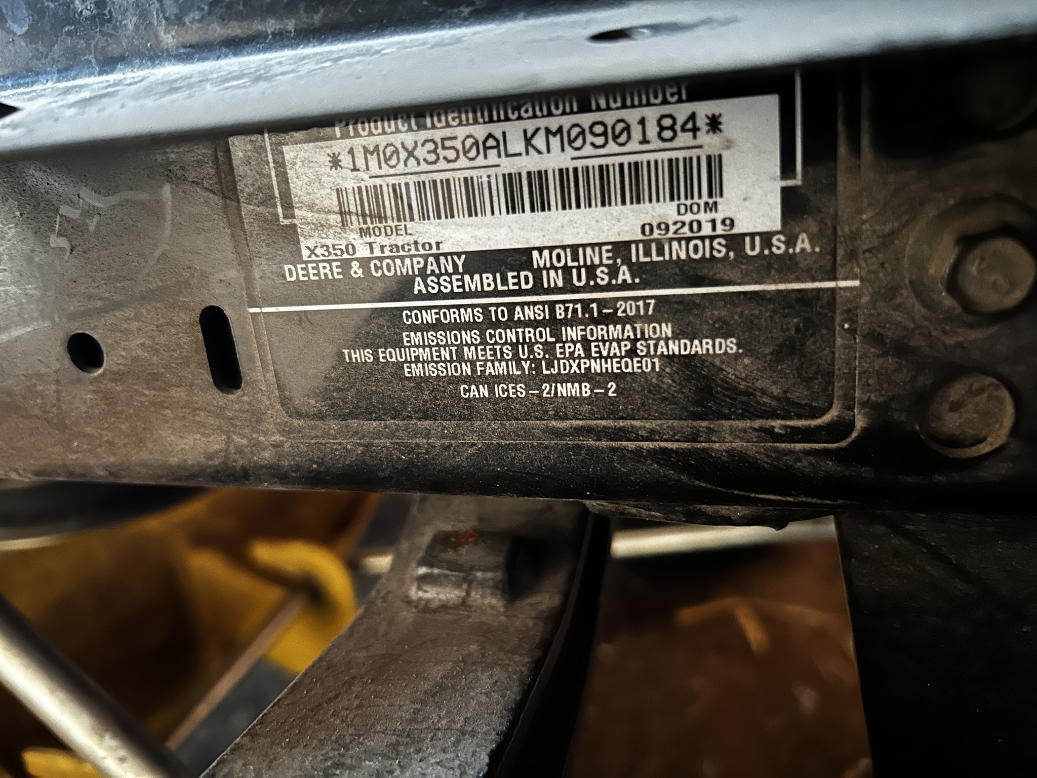 2019 John Deere X350 Image 5