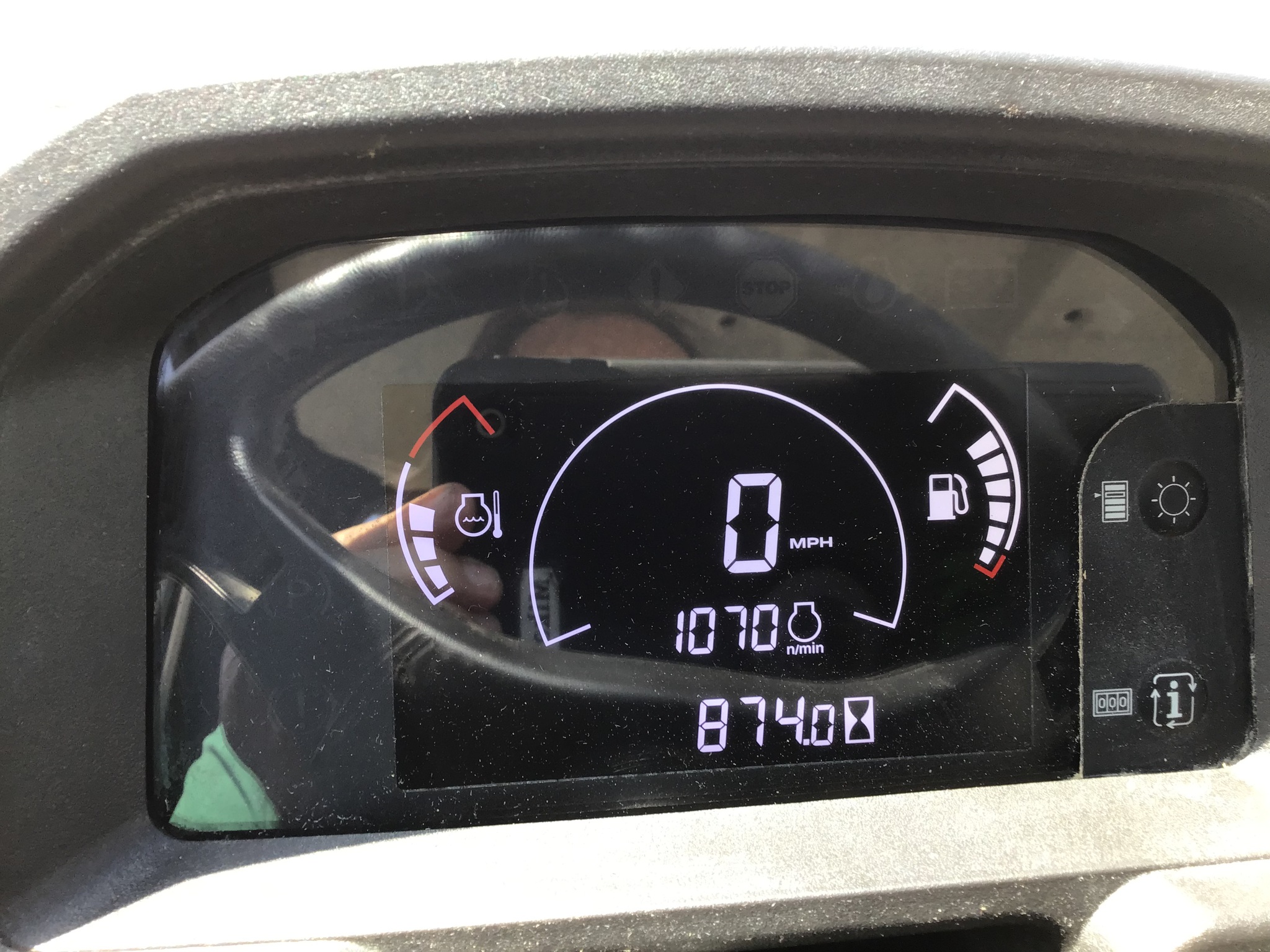 2018 John Deere XUV 835M Image 16