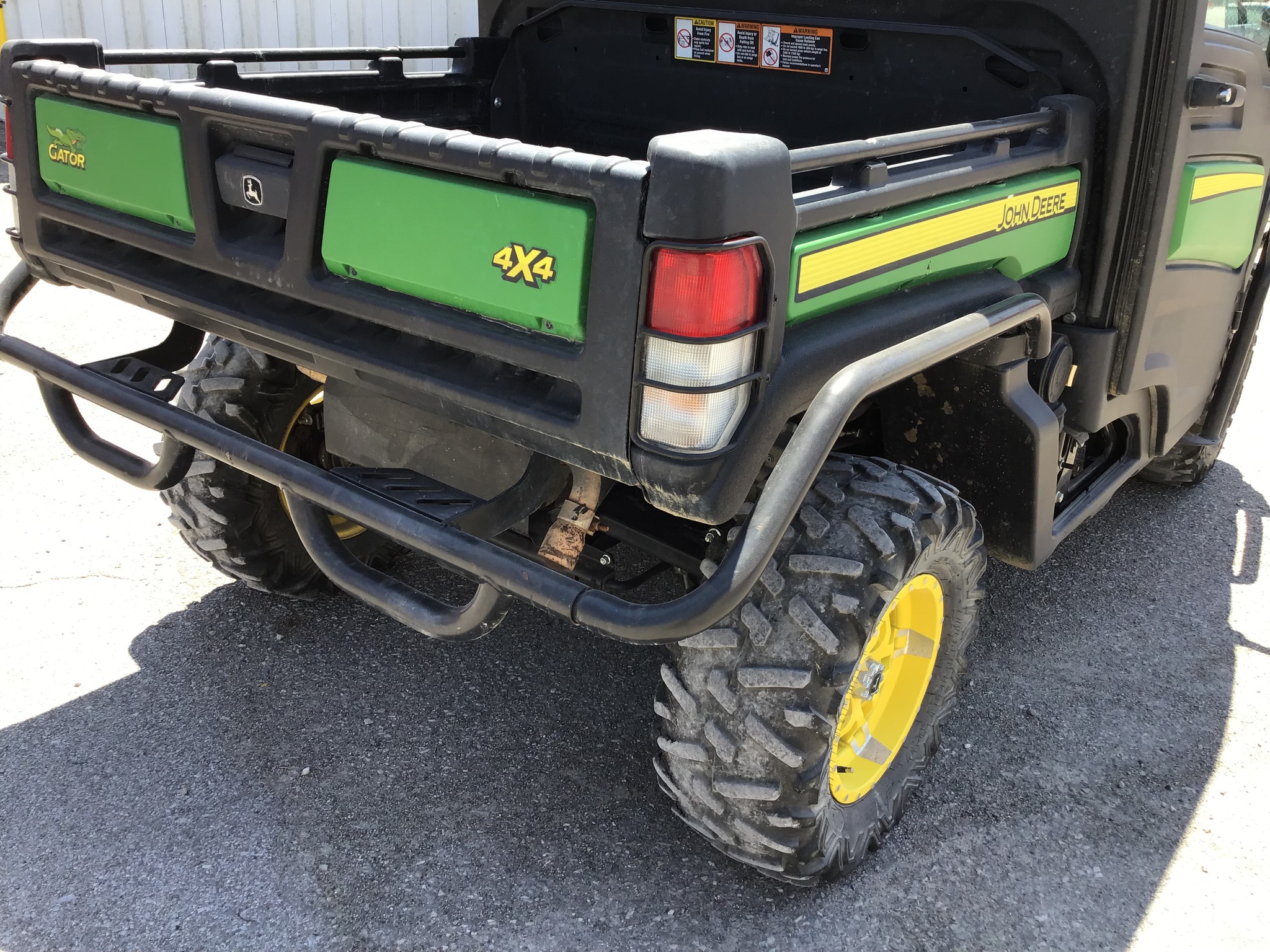 2018 John Deere XUV 835M Image 9