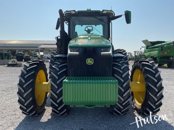 Photo of 2022 John Deere 8R 310