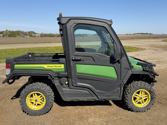 2024 John Deere XUV 835M - Photo2