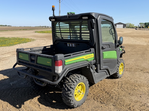 2024 John Deere XUV 835M - Photo3