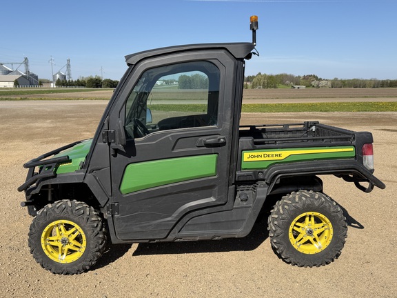 2024 John Deere XUV 835M - Photo6