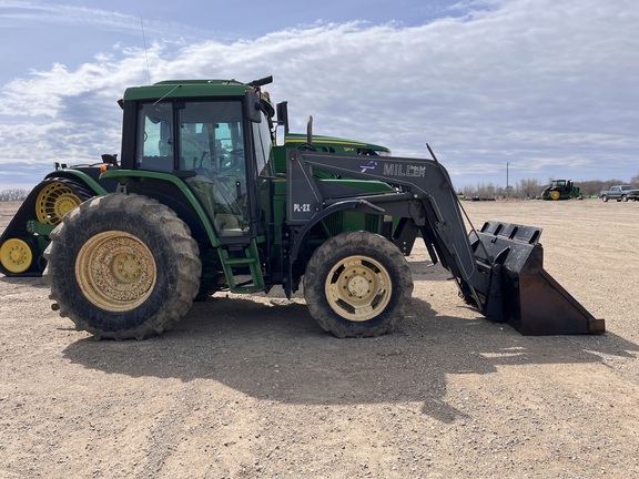 2001 John Deere 6410 - Photo4