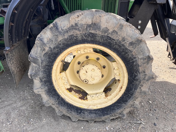 2001 John Deere 6410 - Photo11