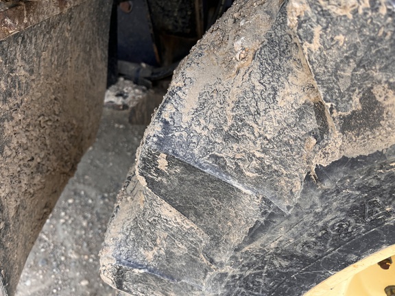 2001 John Deere 6410 - Photo12