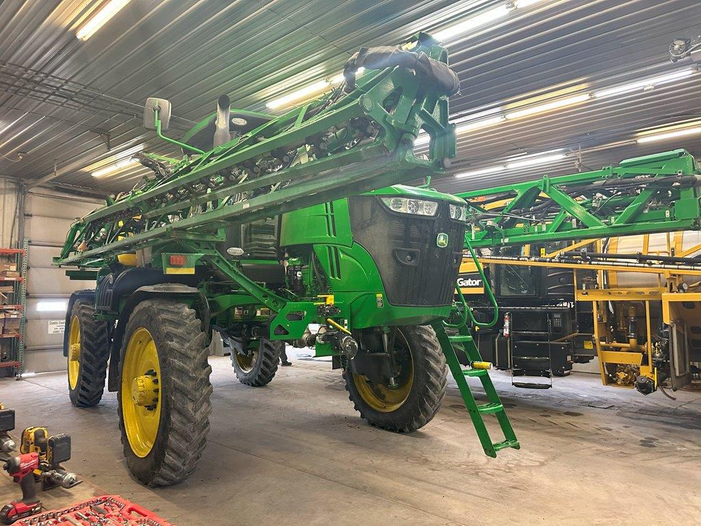 2021 John Deere R4038 Image 1