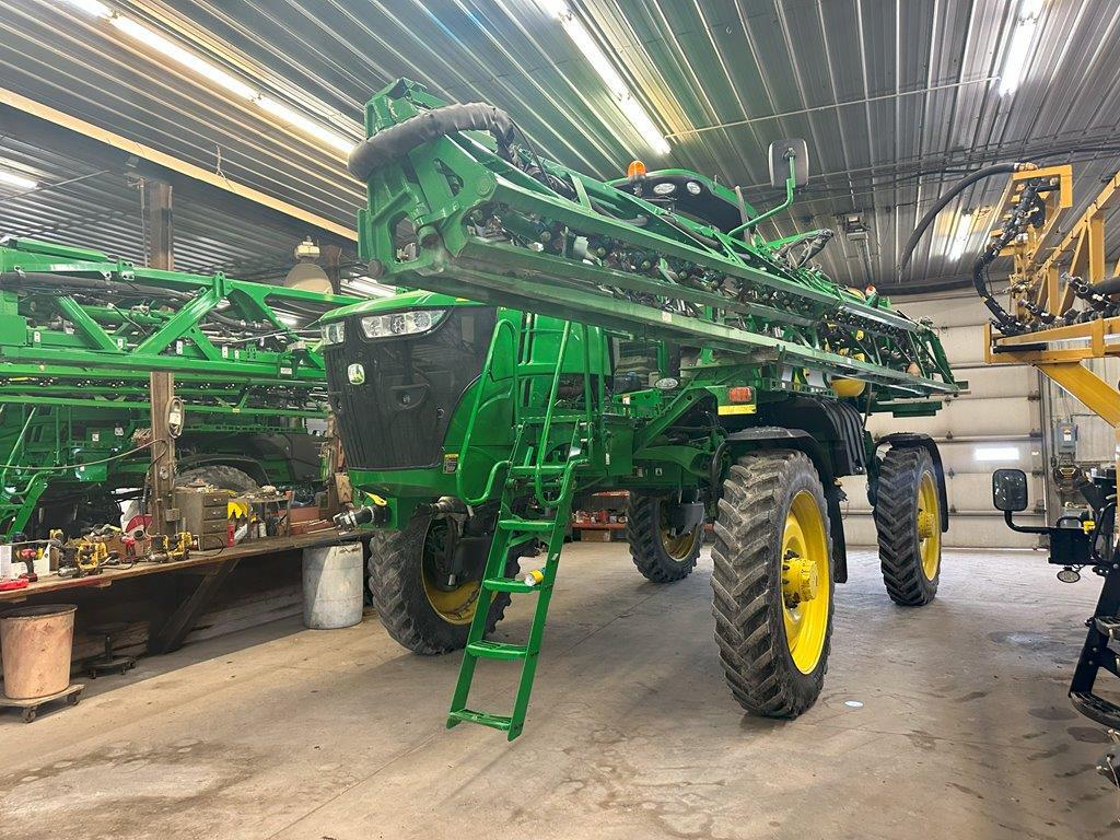 2021 John Deere R4038 Image 3
