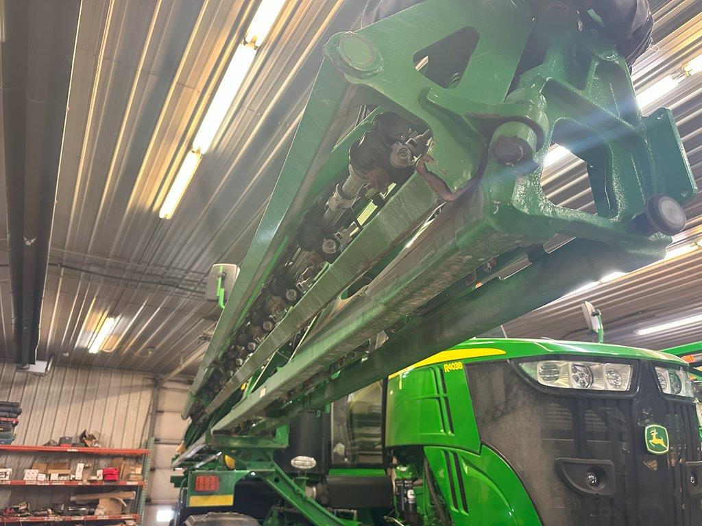 2021 John Deere R4038 Image 18