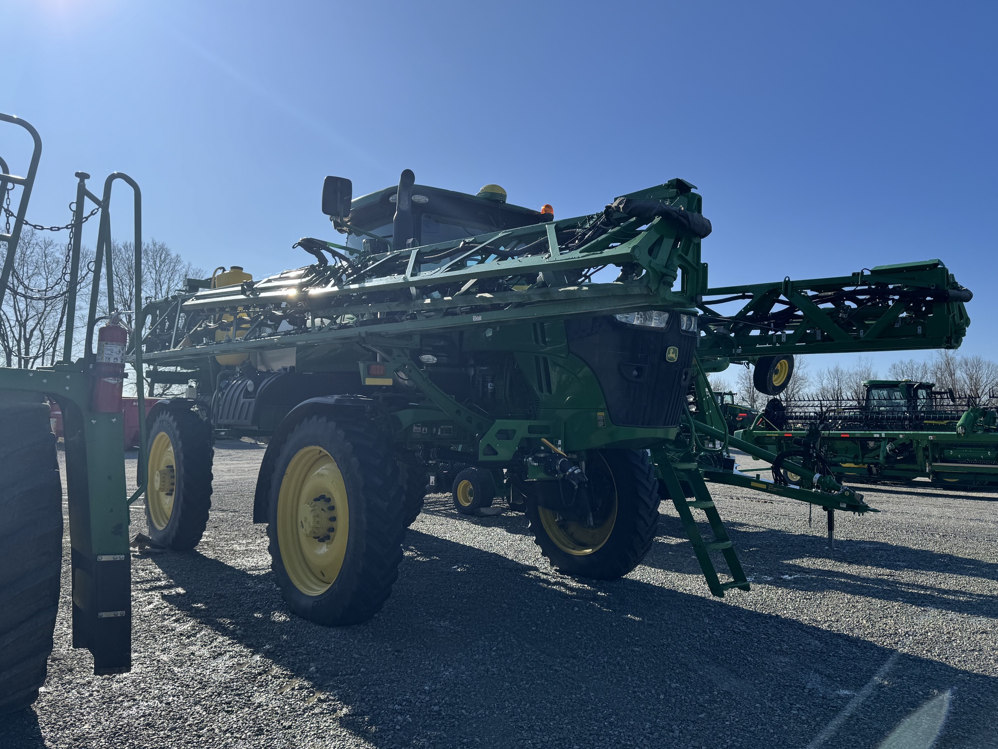2021 John Deere R4038 Image 3