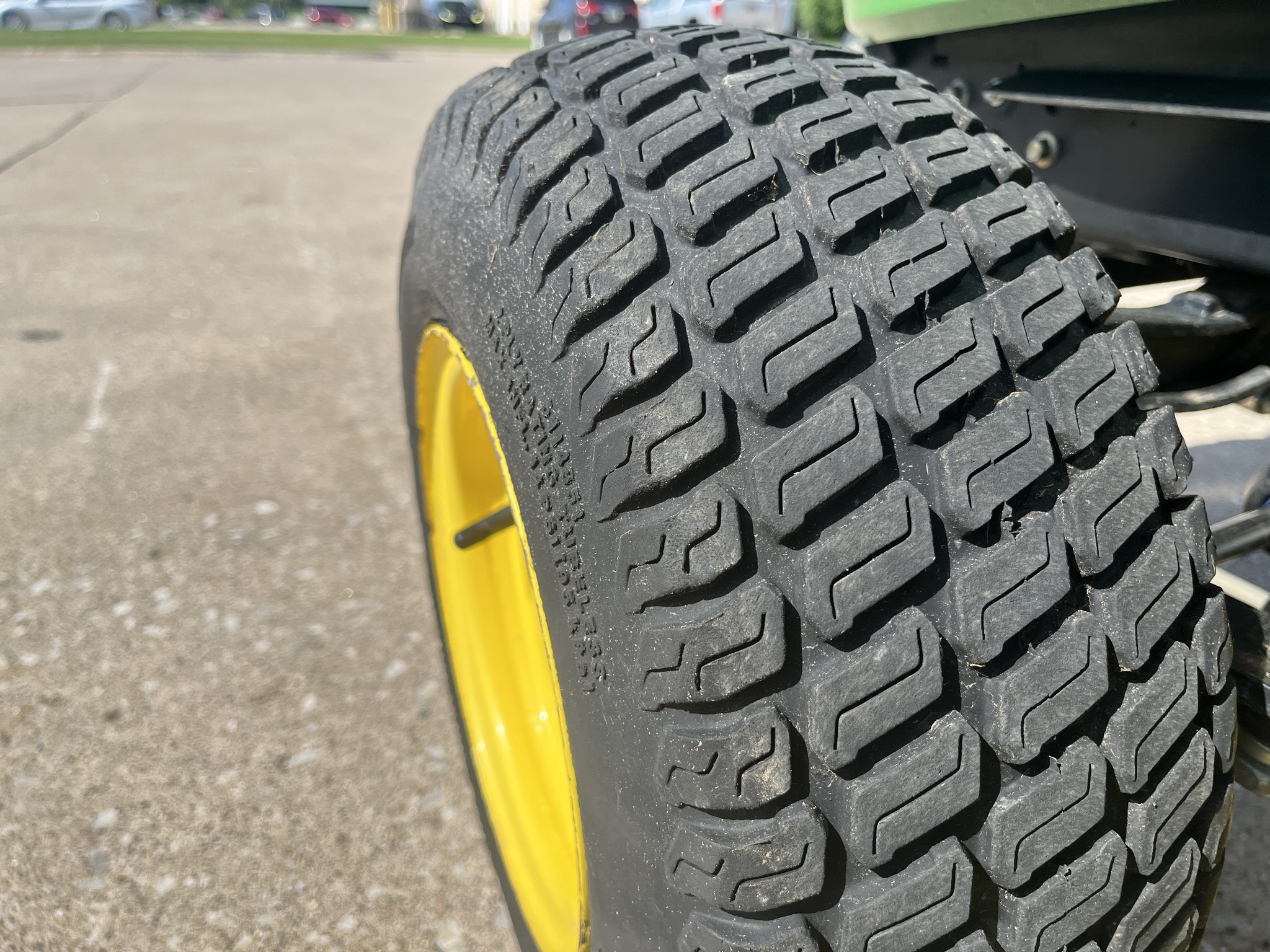 2011 John Deere X530 Image 13