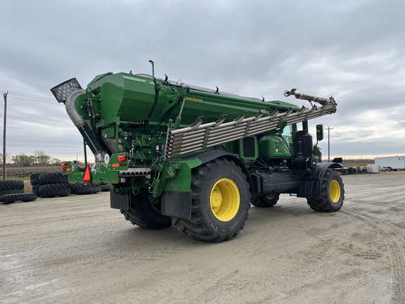 2024 John Deere 800R - Photo5