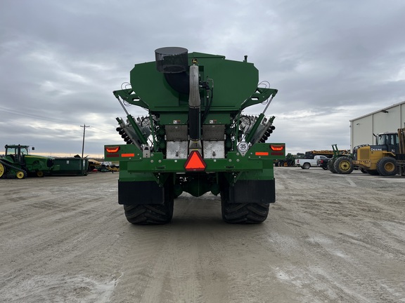 2024 John Deere 800R - Photo6