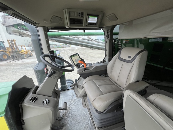 2024 John Deere 800R - Photo32